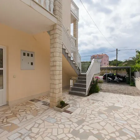 Nella Bella Apartment *