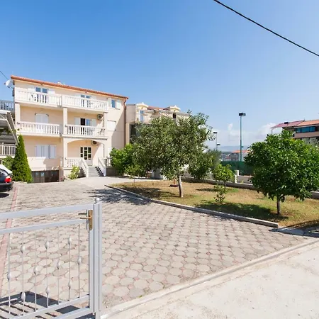 Apartment Nella Bella