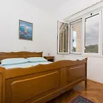 Διαμέρισμα Nella Bella Τρογκίρ