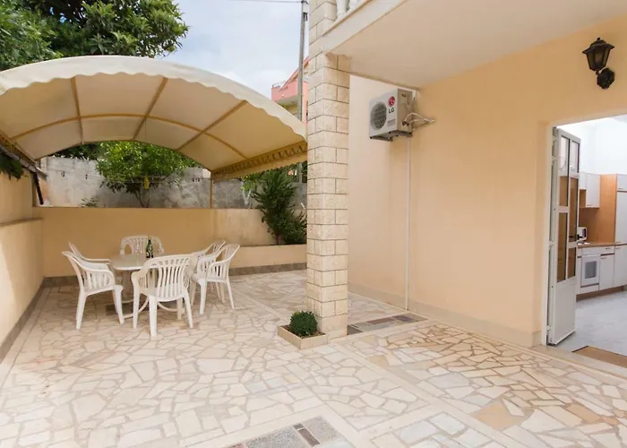 Nella Bella Trogir